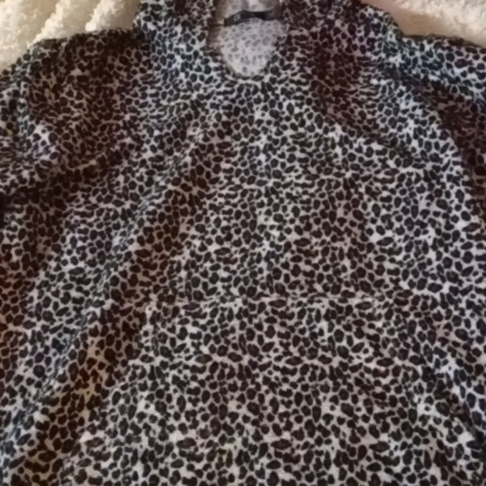 Women's leopard-print hoodie